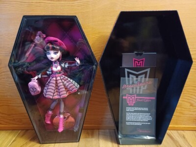 Mattel Creations Monster High Haunt Couture Draculaura Doll Brand New