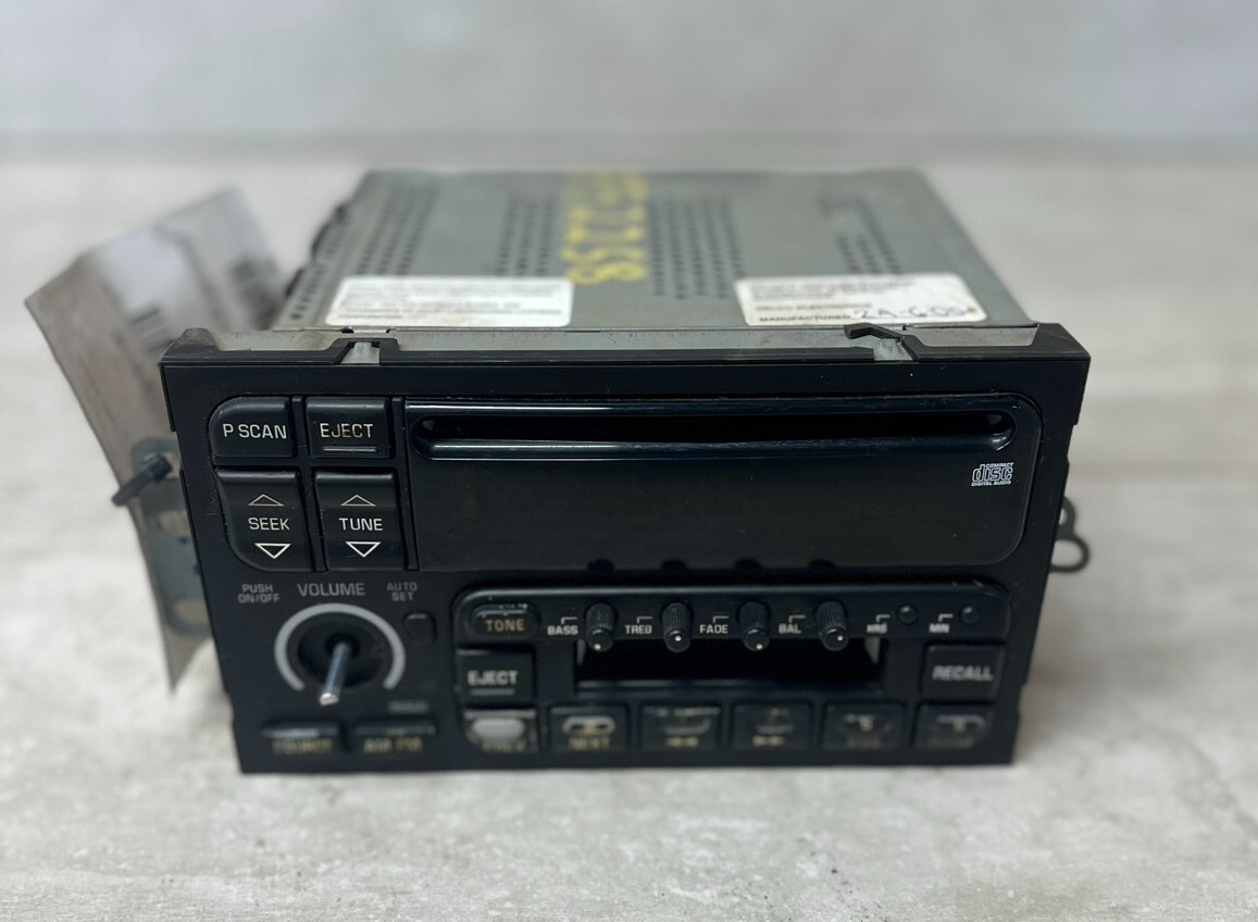 Genuine OEM Buick Black Radio AM FM CD Cassette Player Fits 1999 Buick Regal