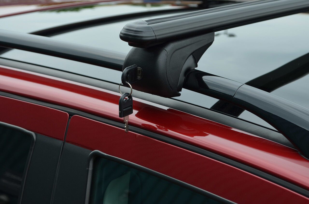 100KG Lockable Black Cross Bars For Roof Rails To Fit Ford Kuga 2013+