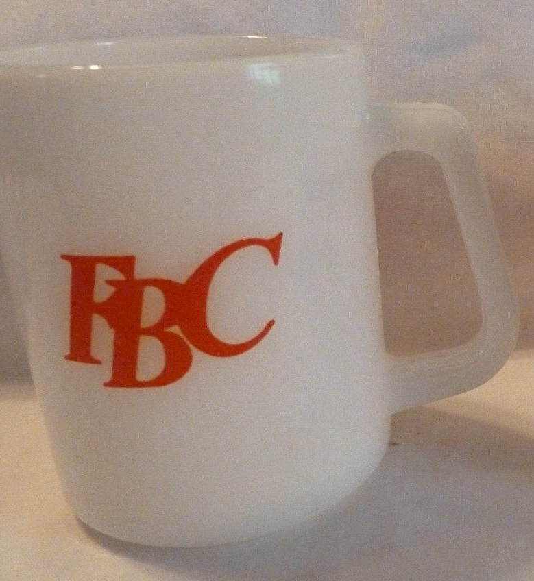 Vtg kitchen white MILK GLASS FEDERAL FBC Bible College Kansas Coffee Cup Mug EUC