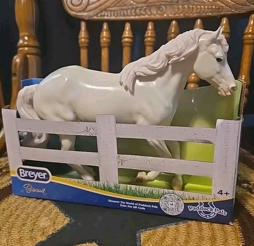 Breyer® Paddock Pals toy horse figure (8 x 6 inch