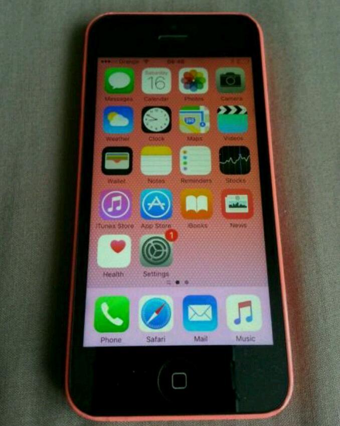 IPhone 5c pink 8gb EE/Orange /virgin/Tmobile in Nuneaton