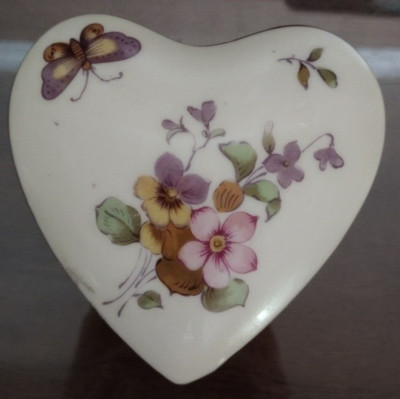 Lefton Porcelain Heart Shaped Trinket Box Flowers & Butterflies XA397