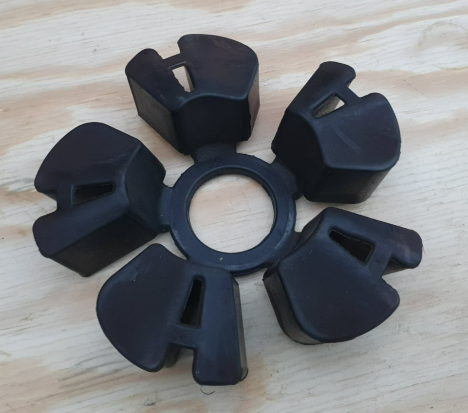Harley Road King & Electra Glide Rubber Wheel Sprocket Pulley Isolator Bushings