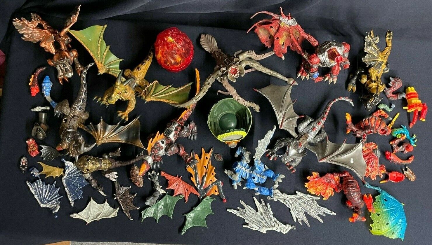 Mega Bloks Dragon Lot: 3 complete dragon, red egg, various parts Mega Bloks Dragon Lot: 3 complete dragon, red egg, various parts