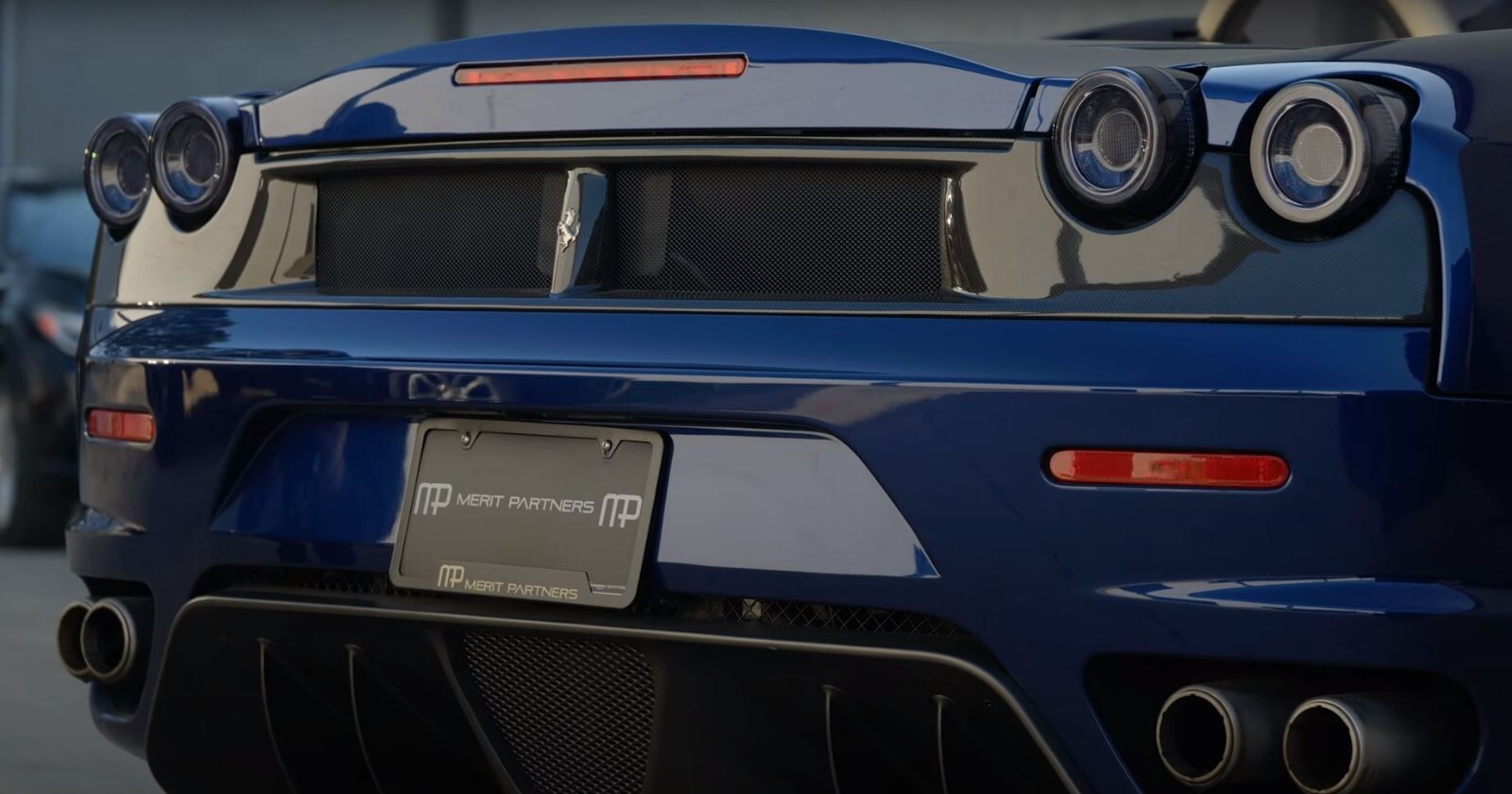 フェラーリ　F430 オーナーズマニュアル　本革ケース　ライト フェラーリ F430 オーナーズマニュアル 本革ケース ライト