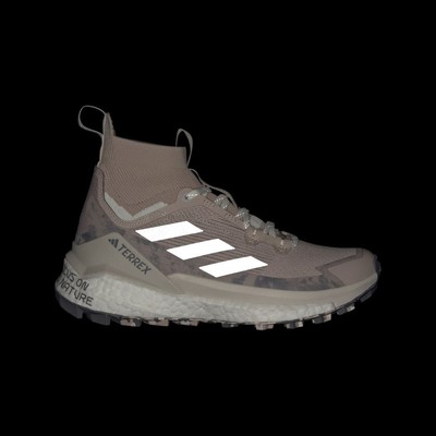 

adidas TERREX + и блуждать Free Hiker 2.0 Hiking Shoes Womens, Wonder taupe / matte silver