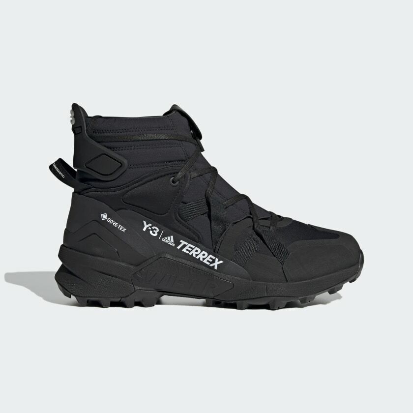 スニーカー Y-3 Swift R3 Low Gtx Sneakers in Black Fabric Y-3 Terrex Swift R3 Sneakers | Black | FARFETCH CA