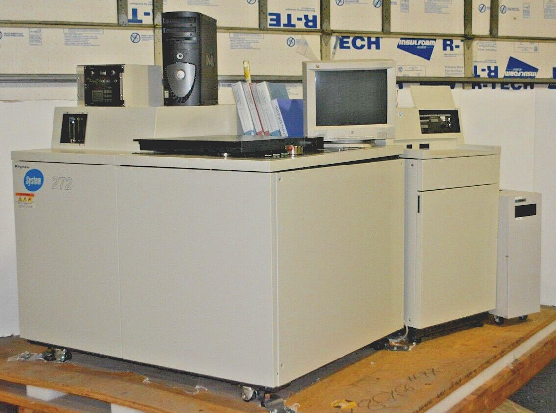 Chrome BURANⅢ XRF XRF700 SYSTEM 3272 / X-RAY FLUORESCENSE (XRF) SPECTROMETER