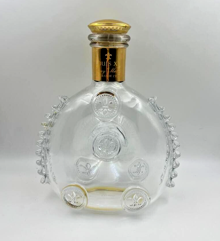 Exquisite Remy Martin Louis XIII Empty Crystal Bottle Collector Piece Liquor
