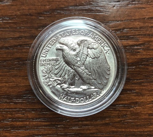 1942 SILVER WALKING LIBERTY HALF DOLLAR IN GEM CONDITION!!