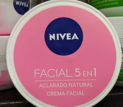 Nivea Crema Facial, Cuidado , Sin Sensación Grasosa  200mL
