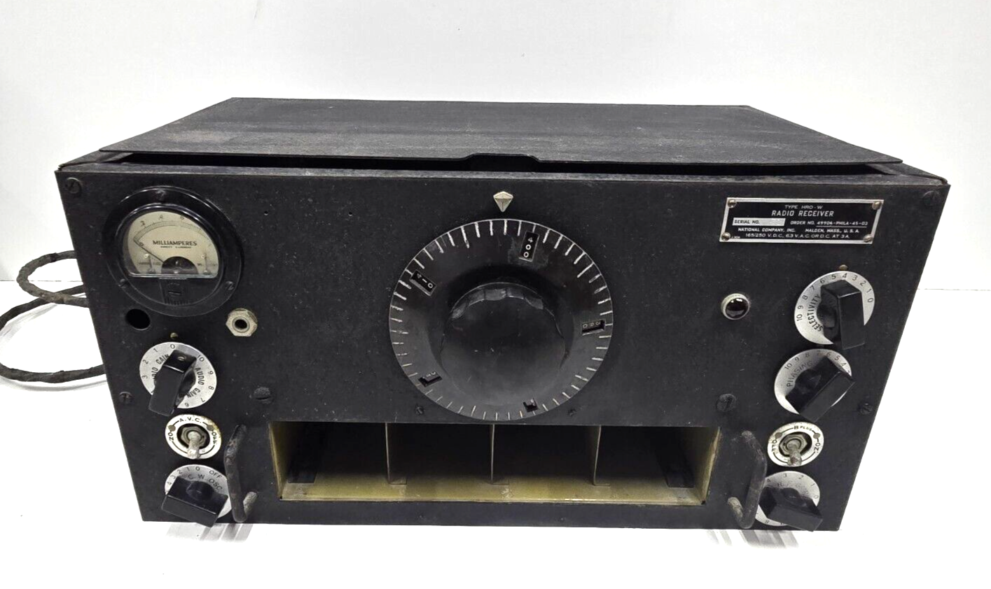 R⭐︎ WWII 1945 US Army Signal Corps National Co Type HRO-W Tube