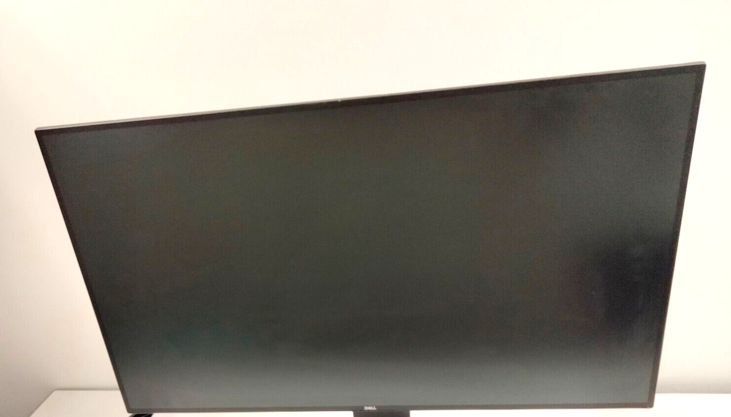 Dell U2719DC UltraSharp 27 Dell U2719DC UltraSharp 27