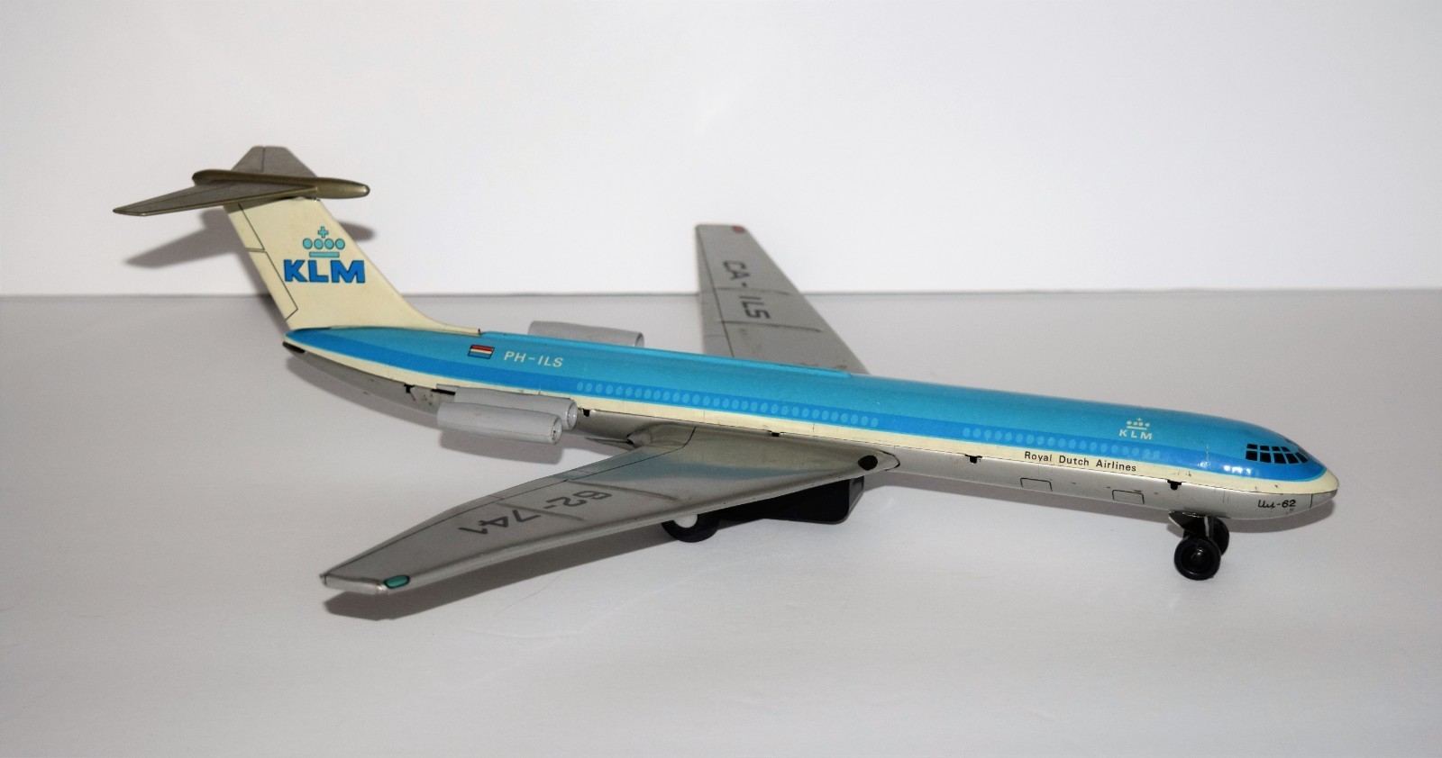 Vintage KLM Royal Dutch Airlines CA-ILS 62-741 Friction Airplane Litho Tin Toy