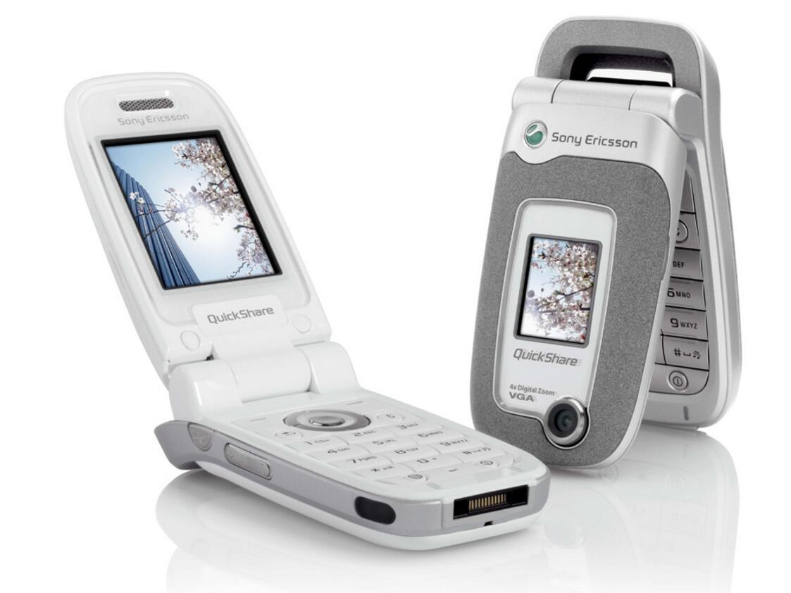 Купить Оригинальный раскладной телефон Sony Ericsson Z520 Z520i 2G GSM  900/1800/1900 с камерой, цена 8 990 руб — (363325160858), США