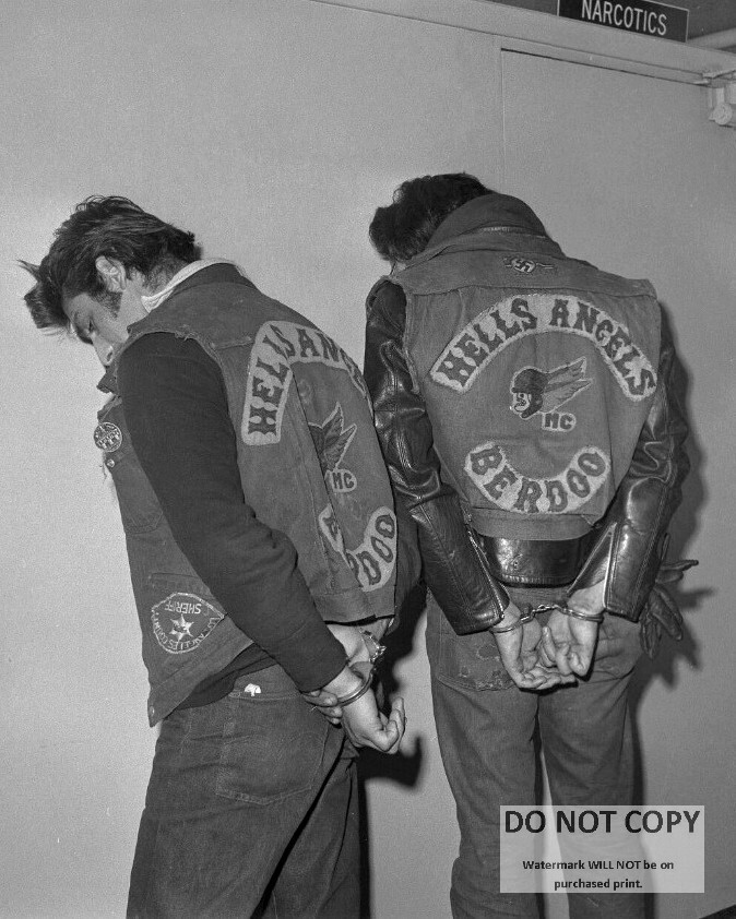 HELLS ANGELS MOTORCYCLE CLUB - BERDOO MEMBERS IN HANDCUFFS