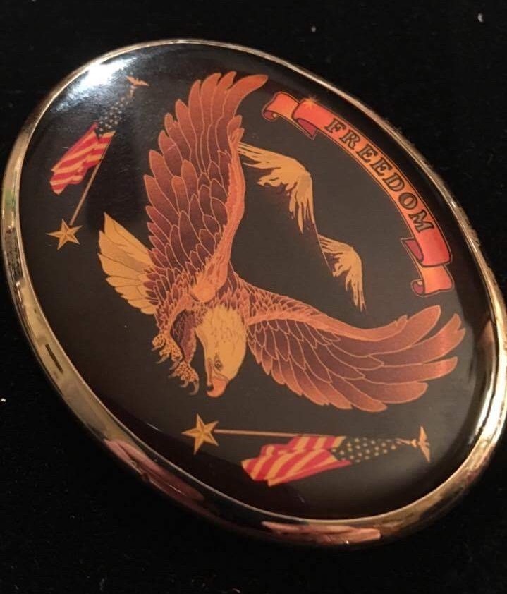 VINTAGE 1980's VON WEST BELT BUCKLE---USA **FREEDOM** American Bald Eagle Flag