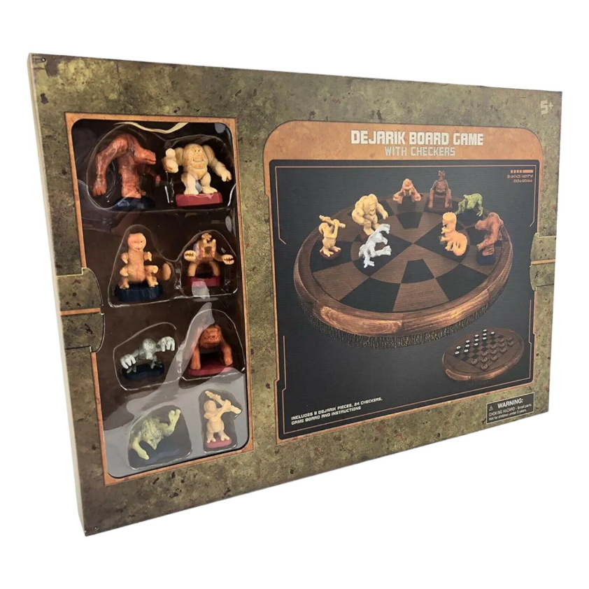 Let the Wookiee Win with this Dejarik Board Game — Reveal