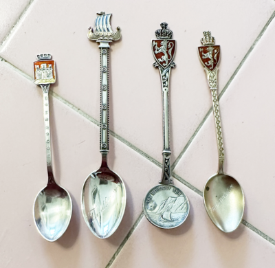 Silver souvenir best sale spoons