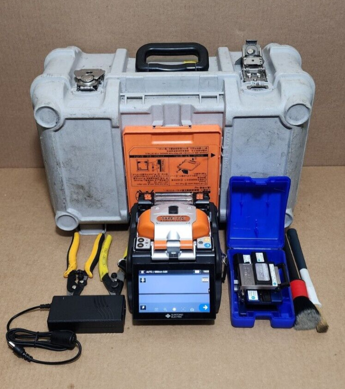Sumitomo Type-72c Hd Core Aligning Fusion Splicer Fc-6rs Cleaver Low Arc