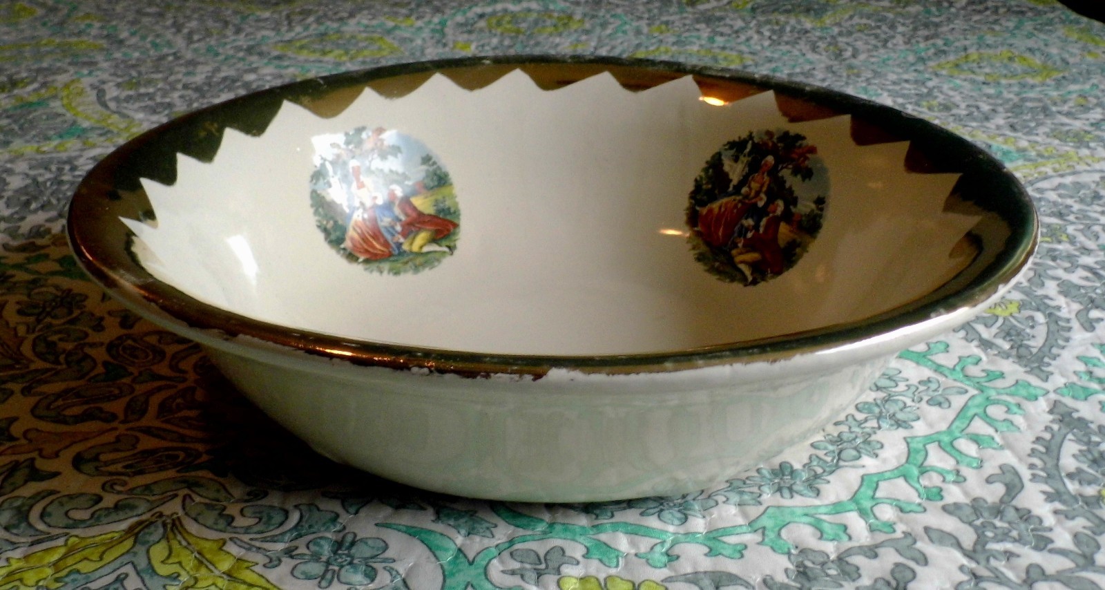 VTG Gold Rimmed French Scene Wash Basin Bowl Excellent Condition Lovers 13.25