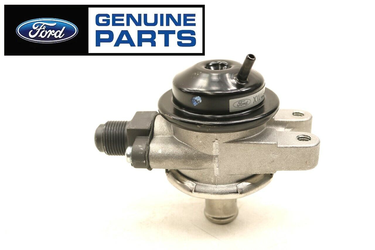 NEW OEM Ford Diverter Valve XW4E-9F491-CB Lincoln LS 3.0 01 NEW OEM Ford Diverter Valve XW4E-9F491-CB Lincoln LS 3.0 01