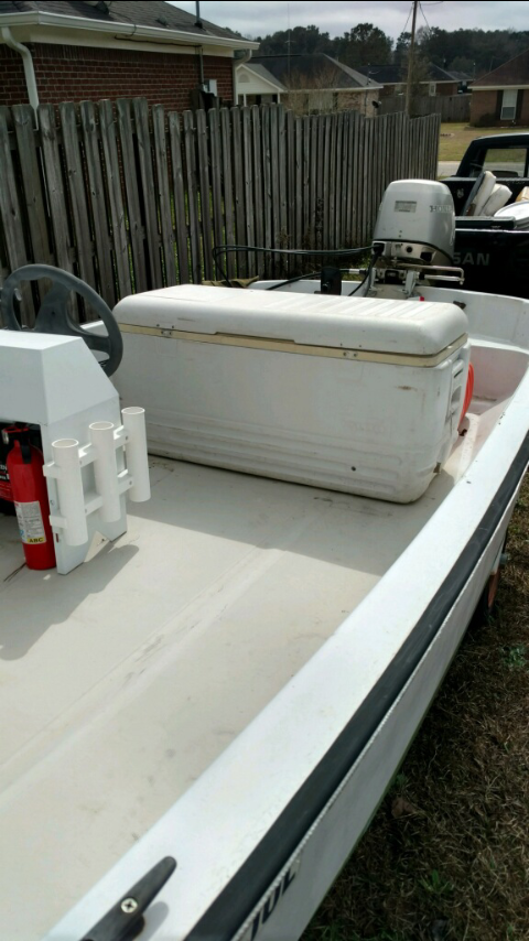 13 Ft Boston Whaler with Honda 25 Four Stroke outboard