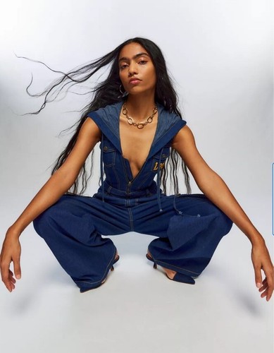 Новый джинсовый комбинезон Urban Outfitters Lee Angel Chen с широкими штанинами и капюшоном