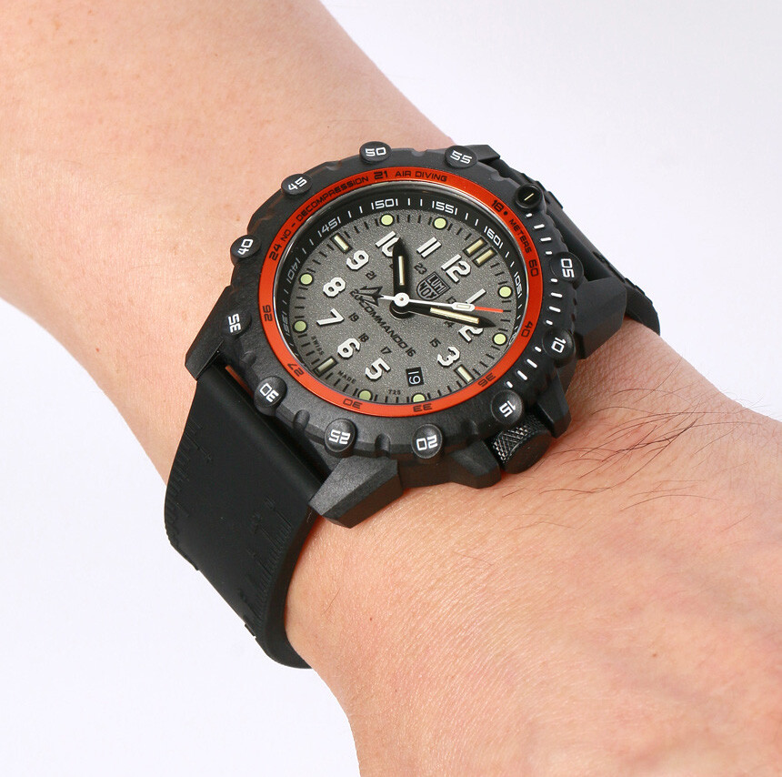 Pre-owned Luminox Genuine  3301 Commando Frogman Quartz Watch Men's Diver's 200m Swiss Made