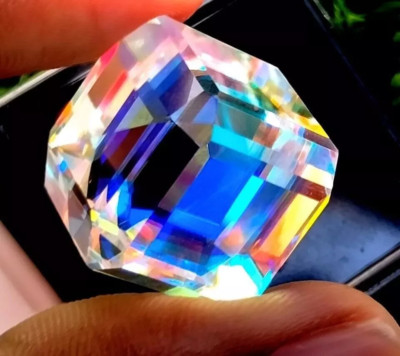 GIE Certified 130 Ct Natural Cube Cut Rainbow Color Mystic Quartz Loose Gemstone