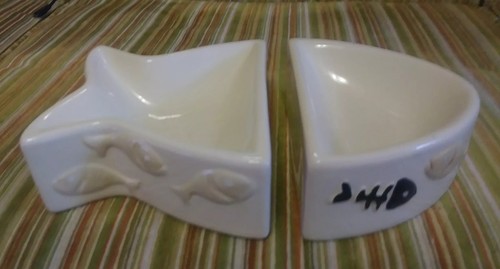 Cat Stoneware Pet Food Bowl Fish Shape 2 Piece
