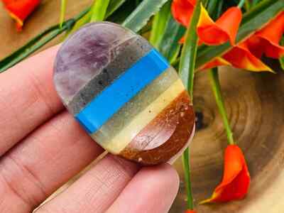 7 Chakra Bonded Worry Stone, Hand Polish Chakra Thumb Stone, Chakra Healing