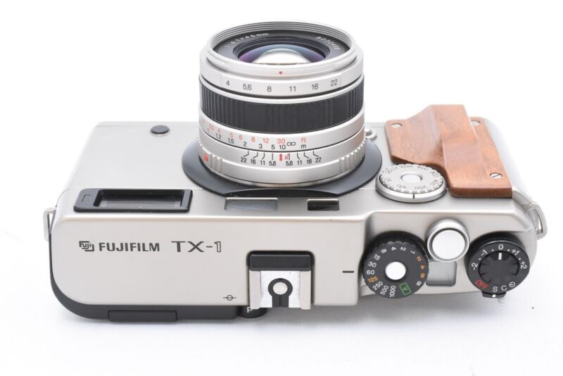 Fujifilm TX-1 Film Camera + Super-EBC Fujinon 45mm F/4 Lens Fujifilm TX-1 Film Camera + Super-EBC Fujinon 45mm F/4 Lens