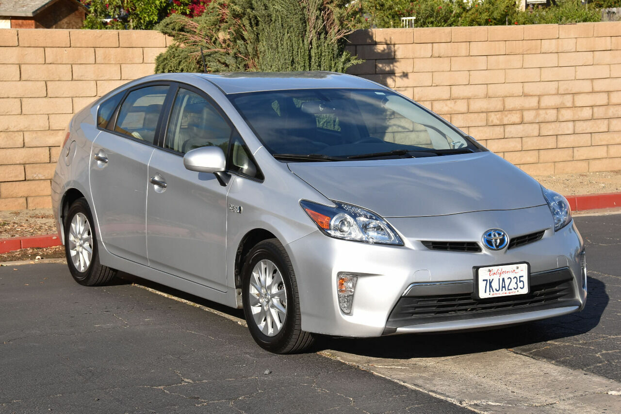 2015 Toyota Prius Plugin Hybrid Advanced 4dr Hatchback Silverextra