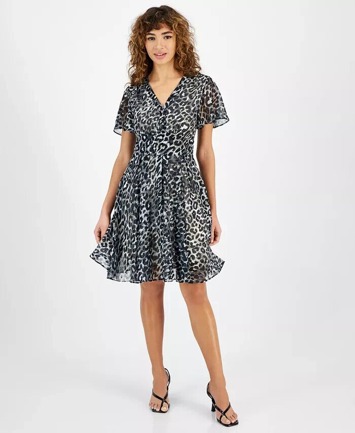 GUESS Felicia Flutter-Sleeve Flare Dress Women's XS Black Combo Printed V-Neck - Picture 1 of 15