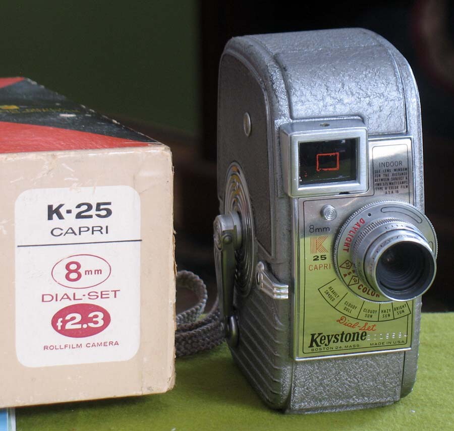 Keystone k-25 Capri 8mm Dial Set f2.3 Rollfilm Movie Camera in Box & Brochures