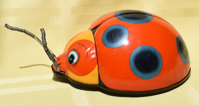 Mechanical Wind-Up Metal Ladybug Toy T.N.  Japan 1950s