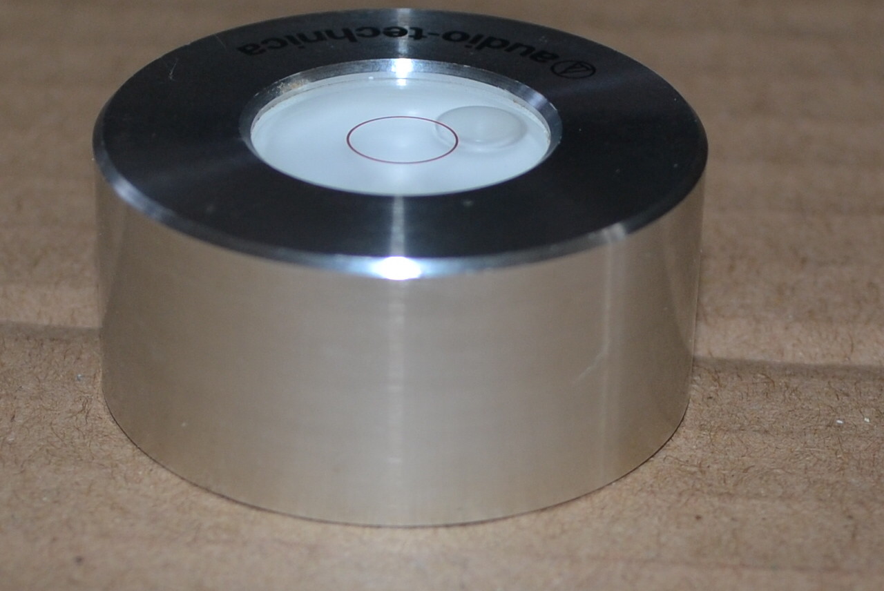 AUDIO TECHNICA   45 Adapter and Stabilizer with Level
