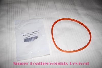 SINGER FEATHERWEIGHT 1712LT 221 & 222 MOTOR BELT - THESE ARE THE LUG STYLE BELTS