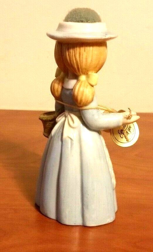 Vintage Reliance Dutch Girl  Porcelain Sewing Pin Cushion Doll Figurine