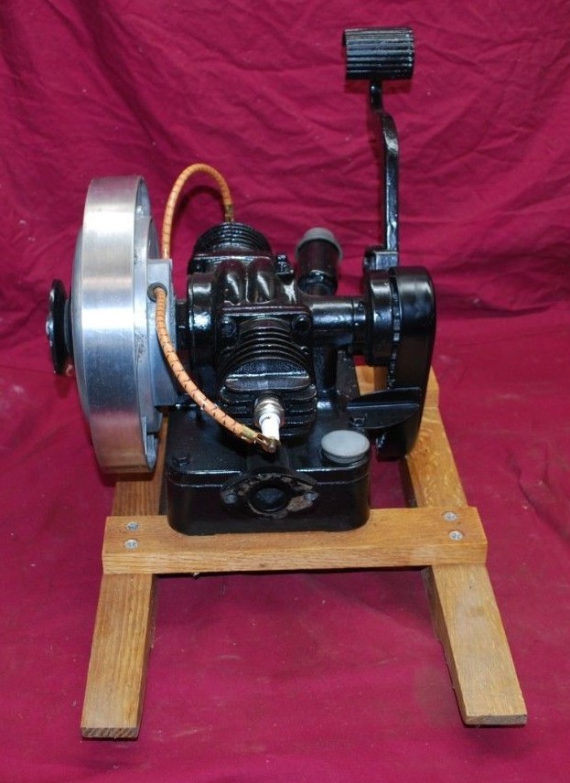 Great Running Maytag Model 72 Gas Engine Motor Hit & Miss Wringer Washer 103234X