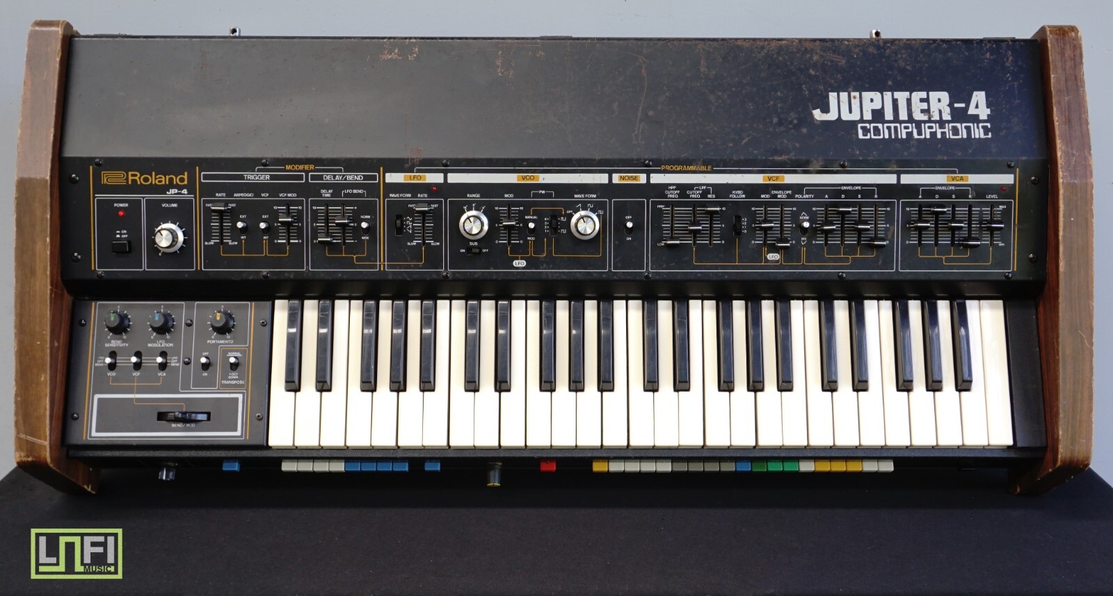 Roland Jupiter-4 JP-4 シンセ レア 名機 ローランド ▽ 445CC-3