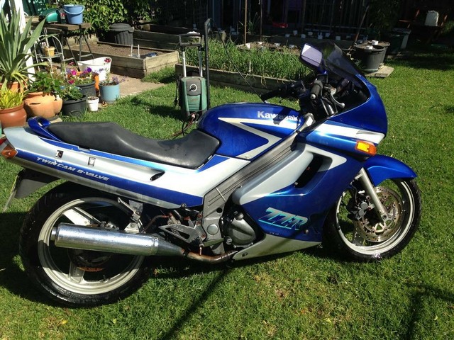 Zzr 250 мотор