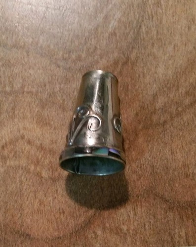 Vintage Thimble Scroll Design with Abalone Around Bottom Edge #2