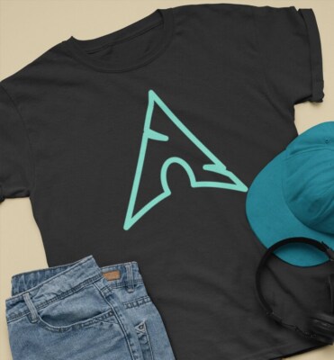 Arch Linux lover T-Shirt Tux Penguin tagline and Logo Open Source Os. Tshirt