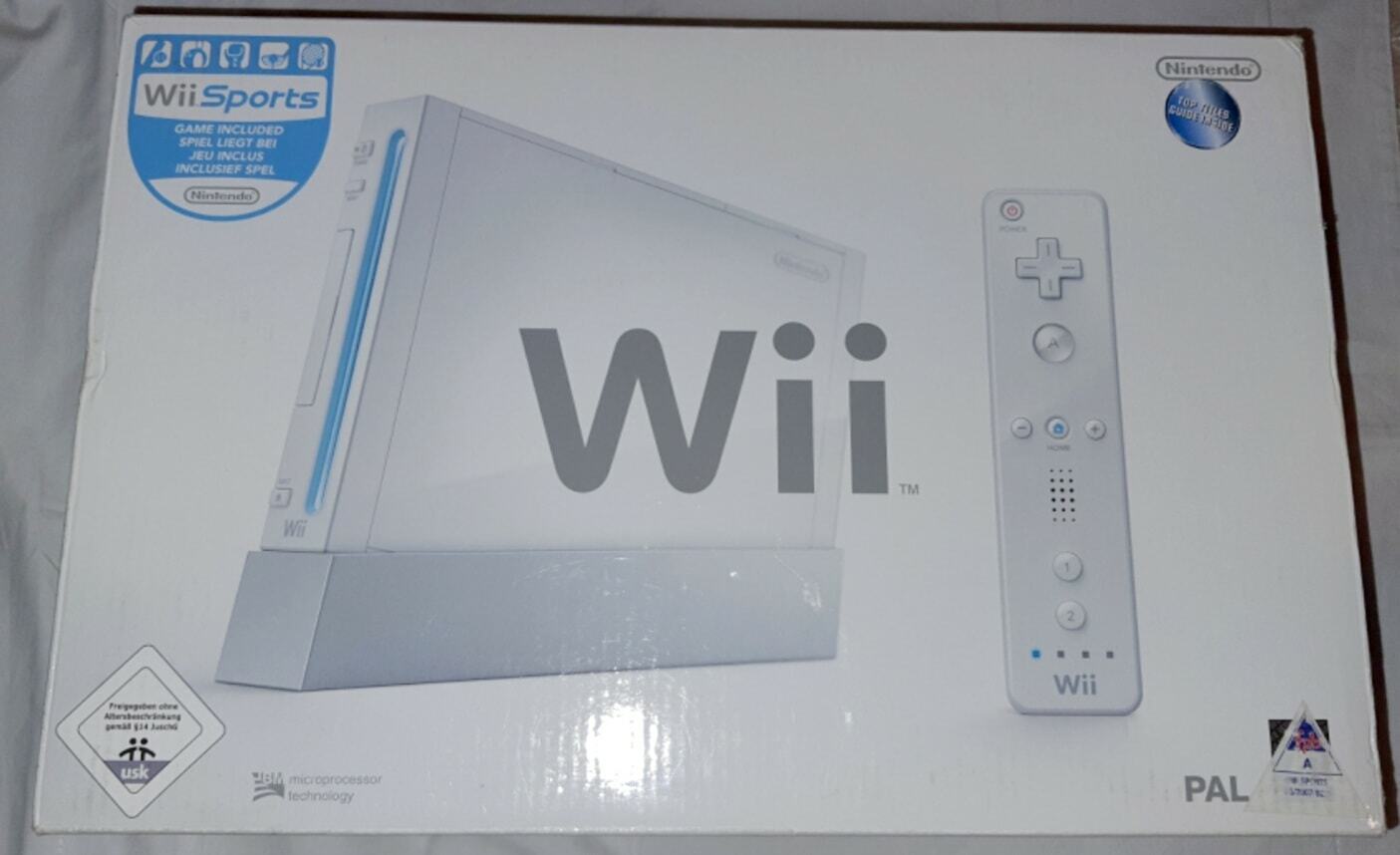 Nintendo Wii Console Pack with Wii Sports - White - NIB Nintendo Wii Console Pack with Wii Sports - White - NIB
