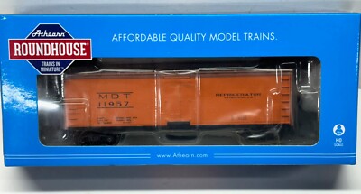 Roundhouse HO Merchants Dispatch 40' Steel Reefer Car #11957. RND87885. New!
