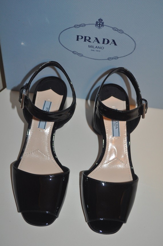 Pre-owned Prada Round Heel Ankle Strap Slingback Sandal Shoe 36 - 5.5 Black Patent