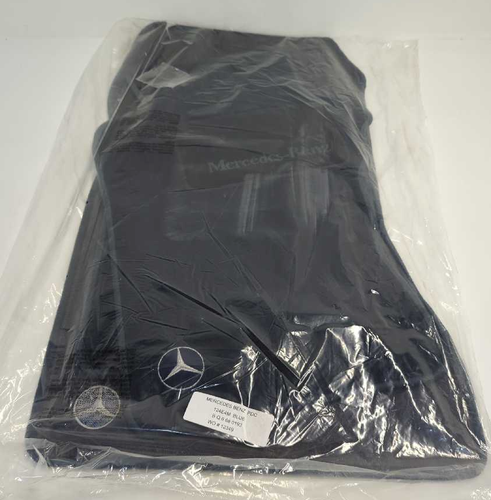 New OEM Genuine Mercedes Floor Mats 1987-1995 124 Body 4Matic Blue 4pc BQ6680193